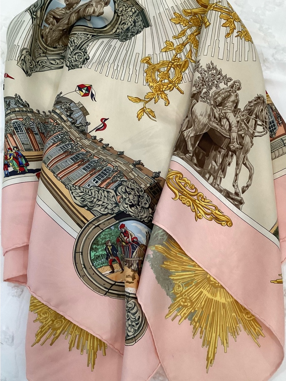 Hermes 90 silk “Voltaire”